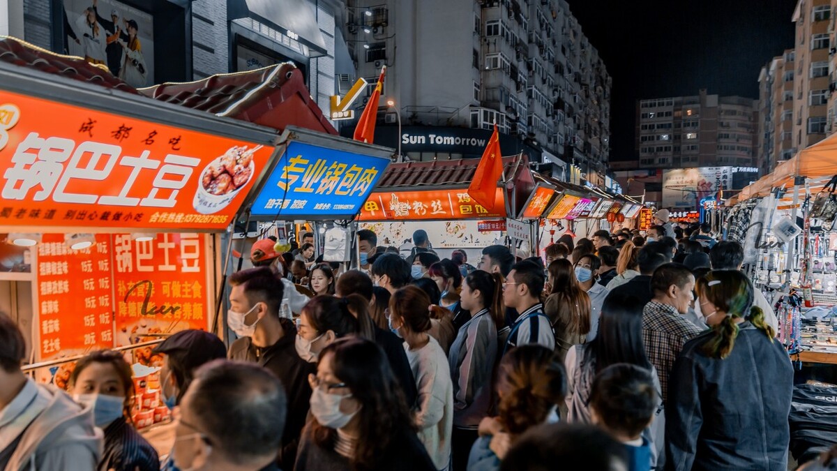 台东夜市繁华风貌与美食探秘之旅